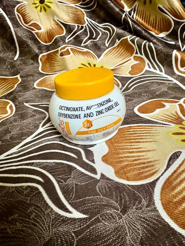 Suncros Aqualogica Gel Sunscreen(by Dermatologist)