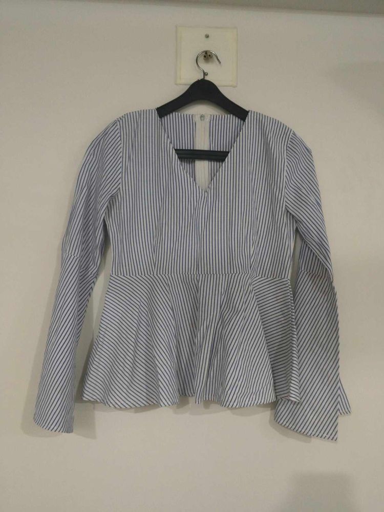 Combo of two  Peplum Tops🩵🤍