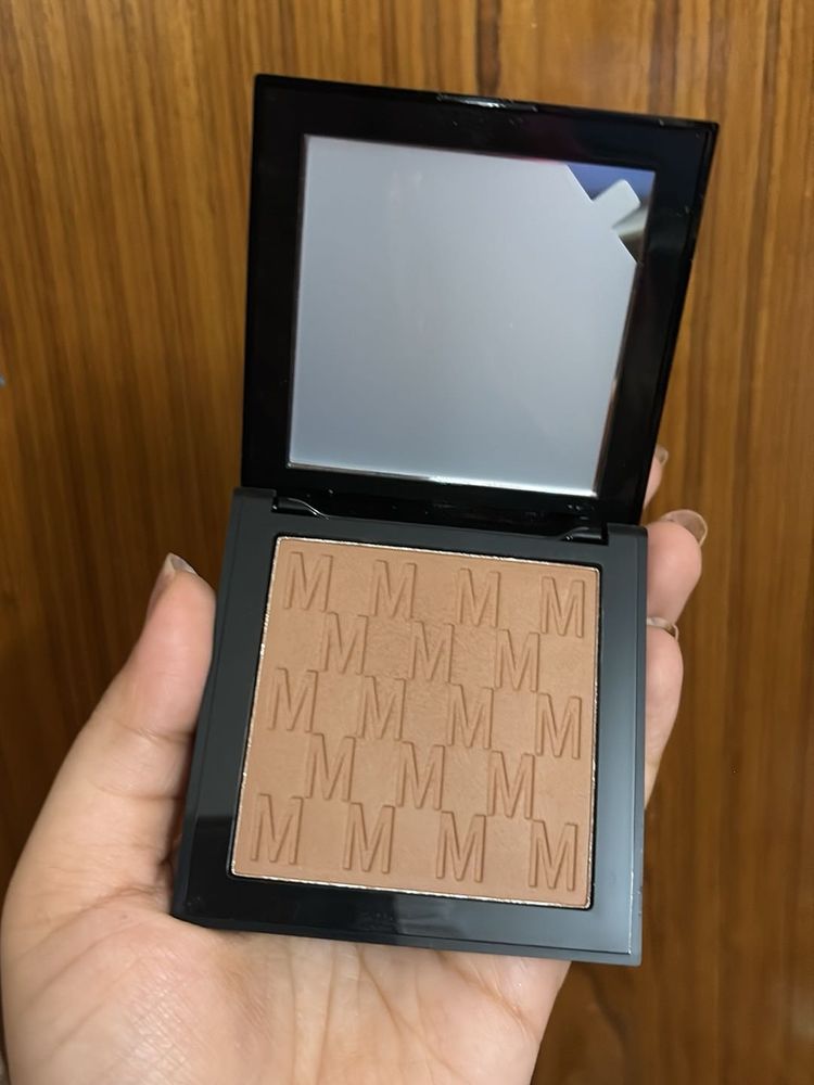 International Brand Bronzer