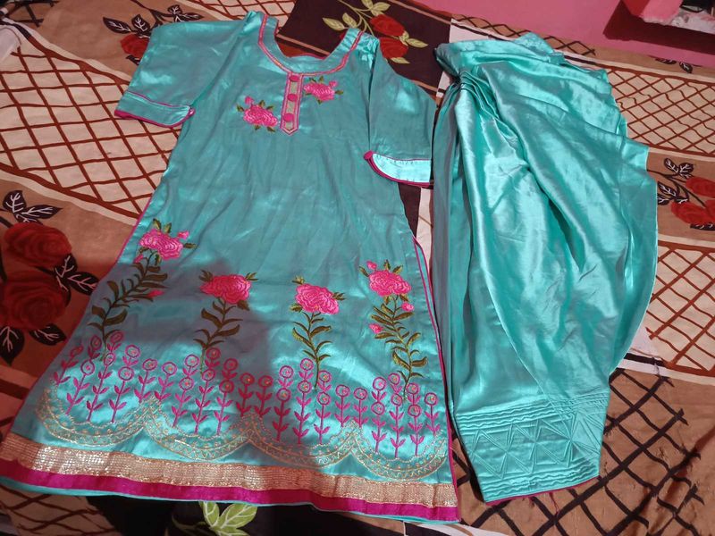 Combo Pack 3  Ethnic Kurta Sets - Colorful
