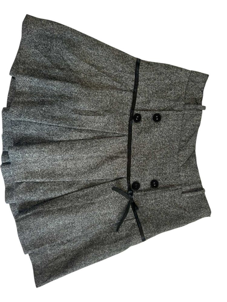 Chic Grey Skirt