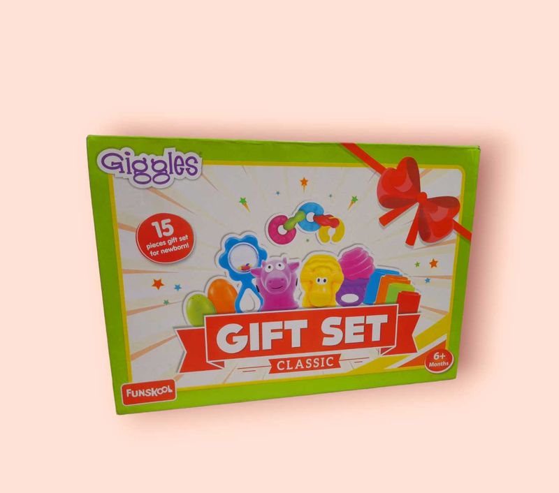Giggles Gift Set Classic