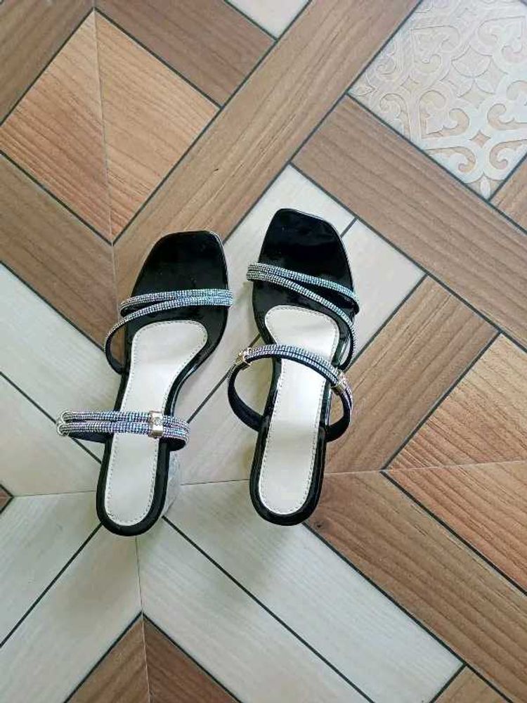 Sale !!! Black Shimmer Party Wear Heels
