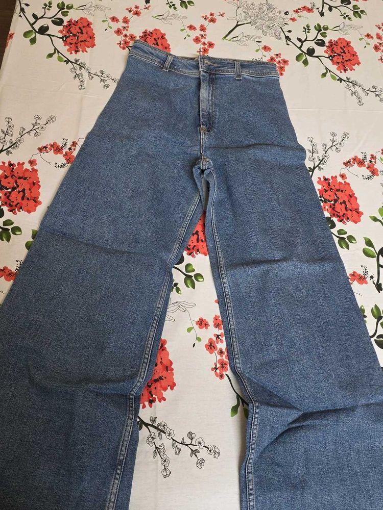 Wide Leg Jeans