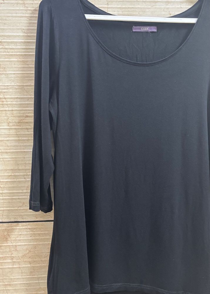 Black Code 3/4 Sleeve Top