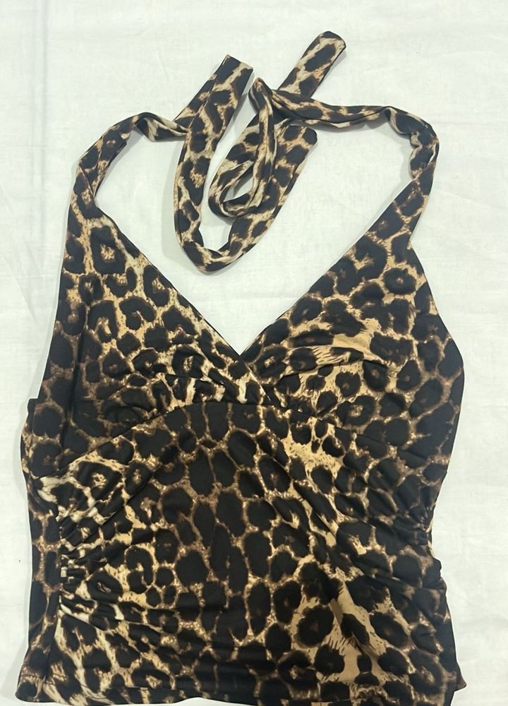 Halter neck leopard print top