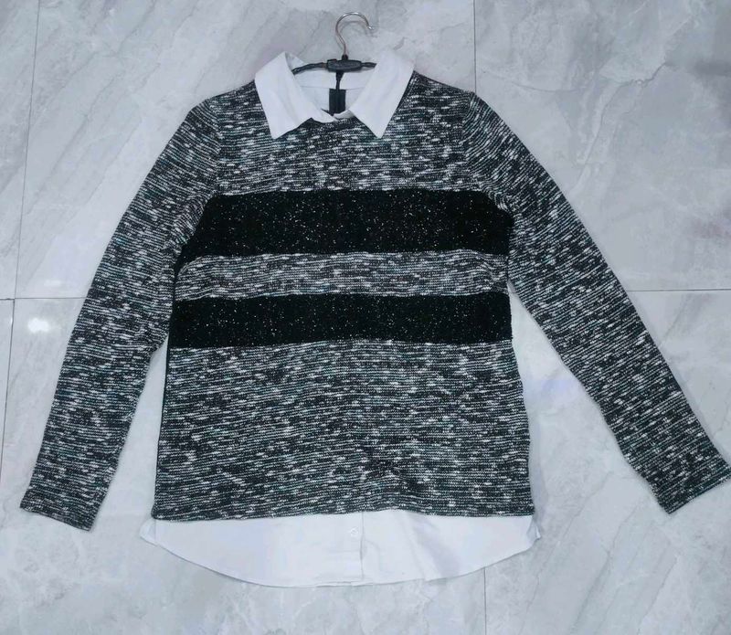 Full Sleeves Black Top