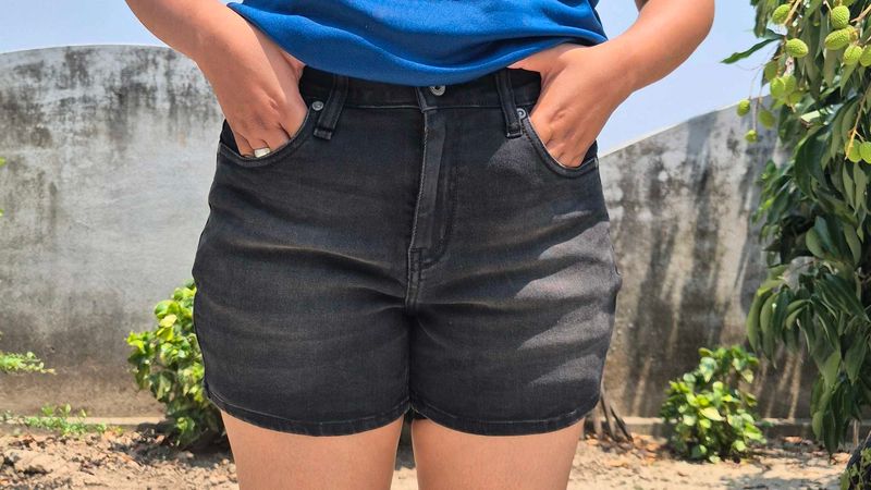 Roadster Black Shorts ⚫️🤑🤑🤑