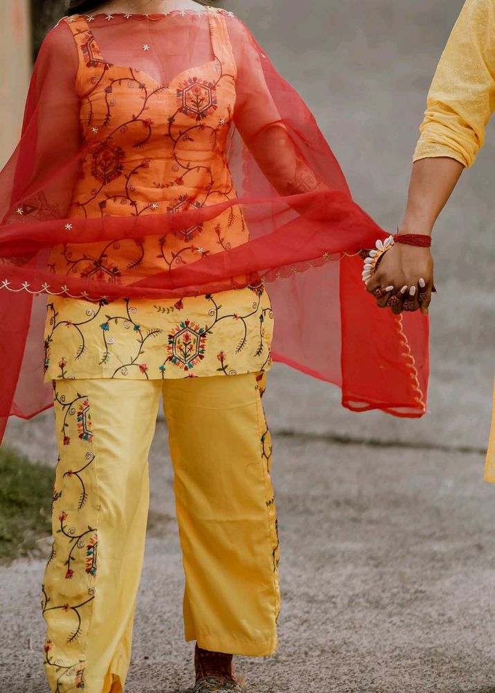 Haldi Outfit 💛🧡
