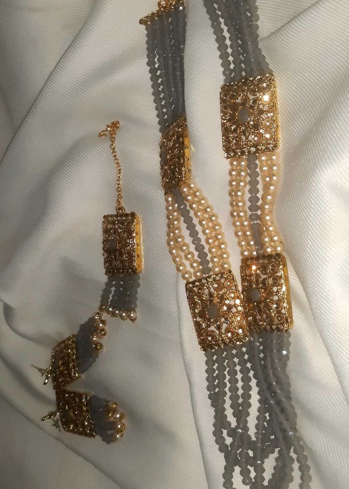 Long Neclace Set Of 4
