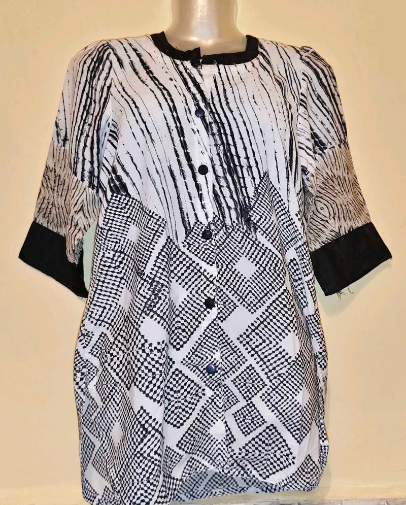 Size M/L 🎁Buy 2 Get 1 Free🎁Patterned Top