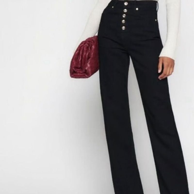 Reformation USA - Recommended By Vogue editors