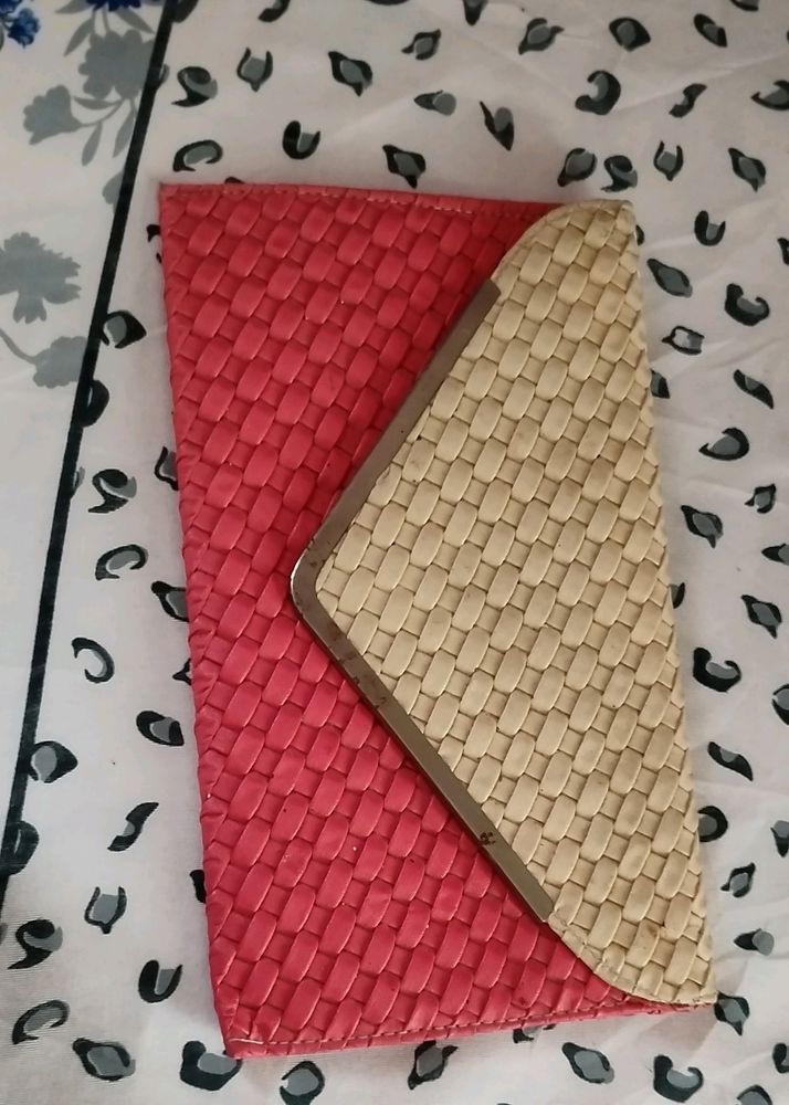 Clutch bag (new no tag😍)