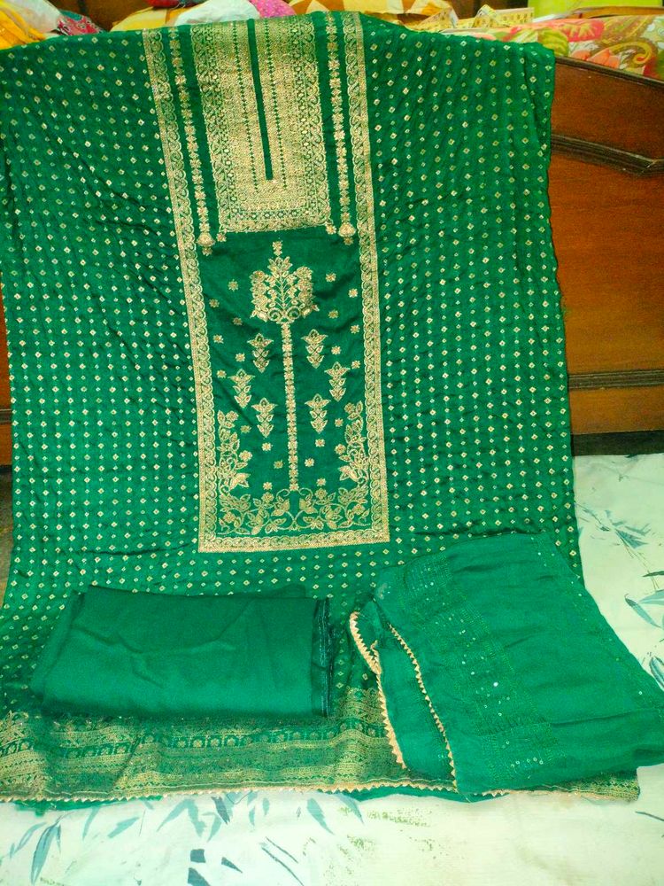 Green salwar suit