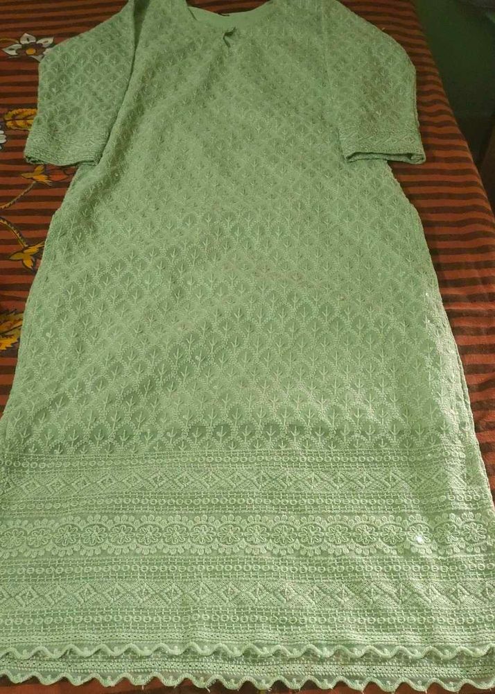 Elegant Green Embroidered Kurta