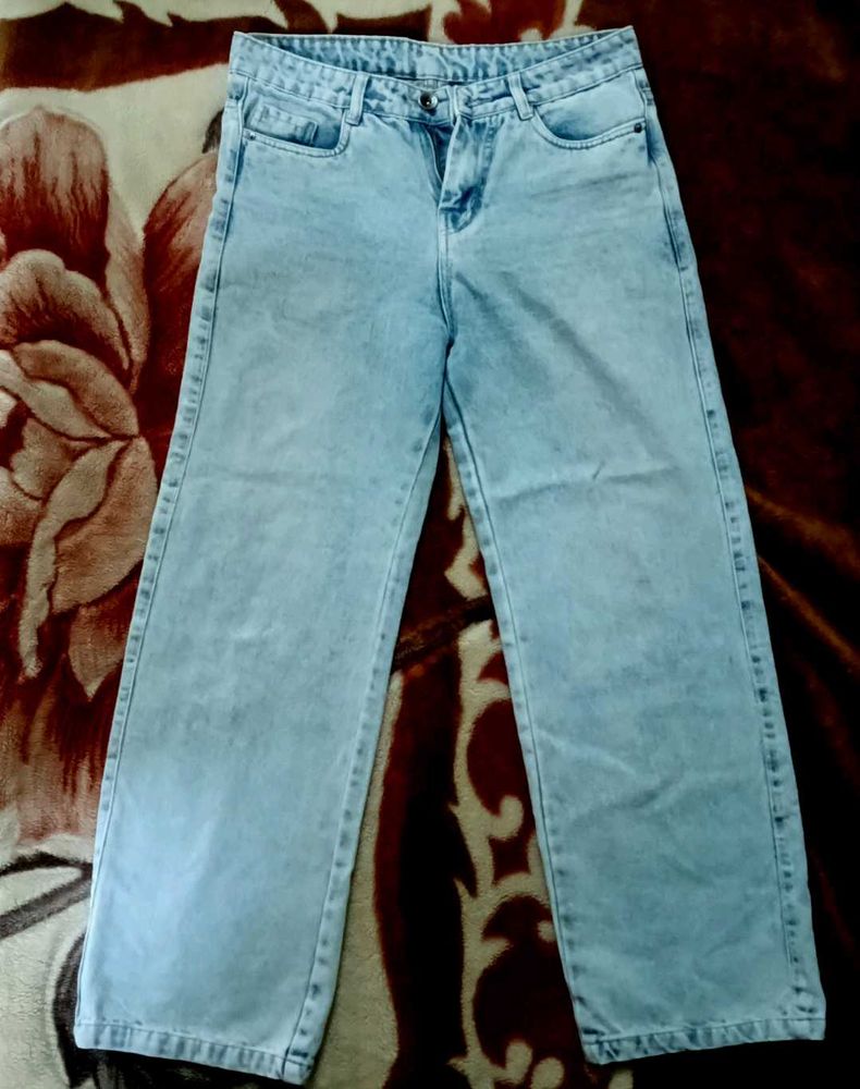 Light Wash Wide Leg Jeans