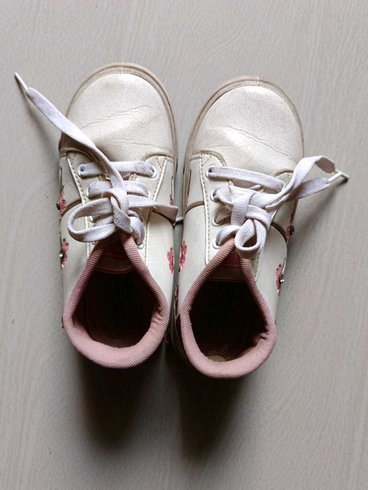 Toddler Girl's Shoes with Flowers
