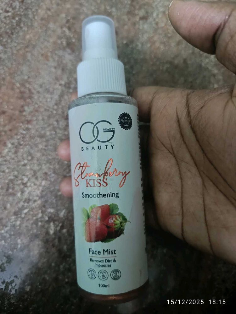 new.OG Beauty Strawberry Kiss Face Mist