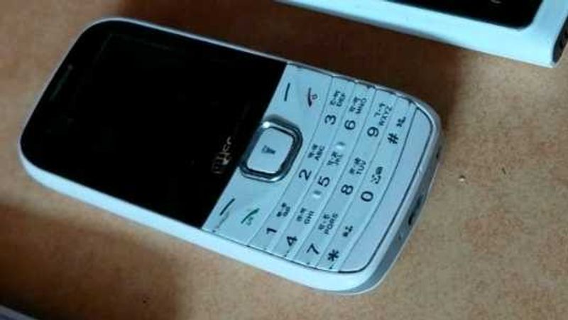 Basic Mobile Phone