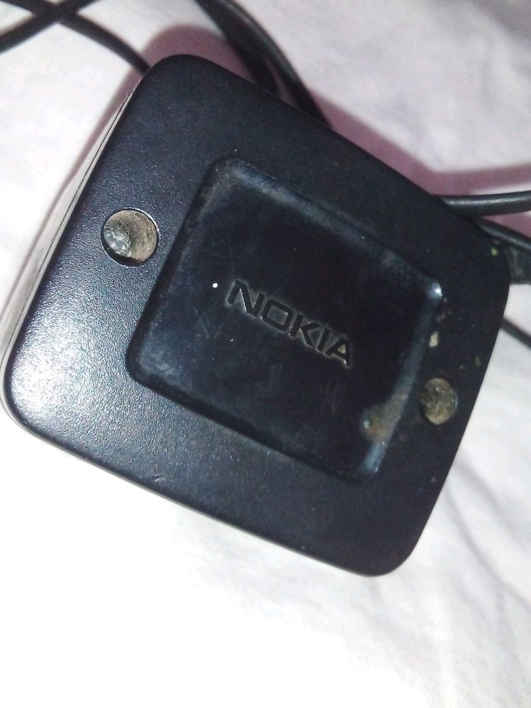 Nokia Small Pin Charger