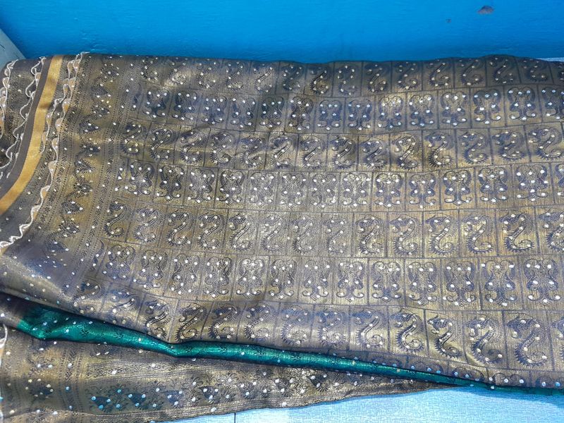 Light Weight Saree, Only One Time Used