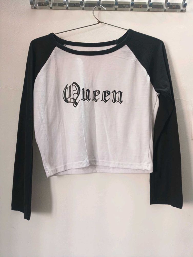 Queen Graphic Tee