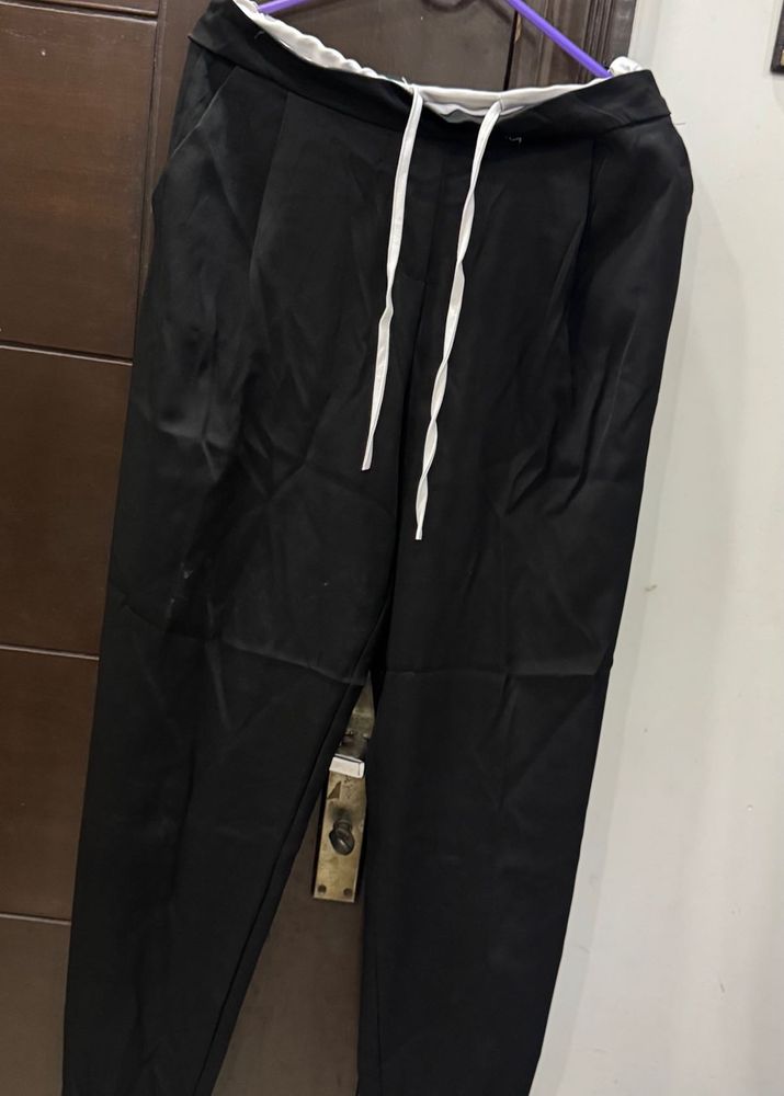 Elegant Black Casual Trousers