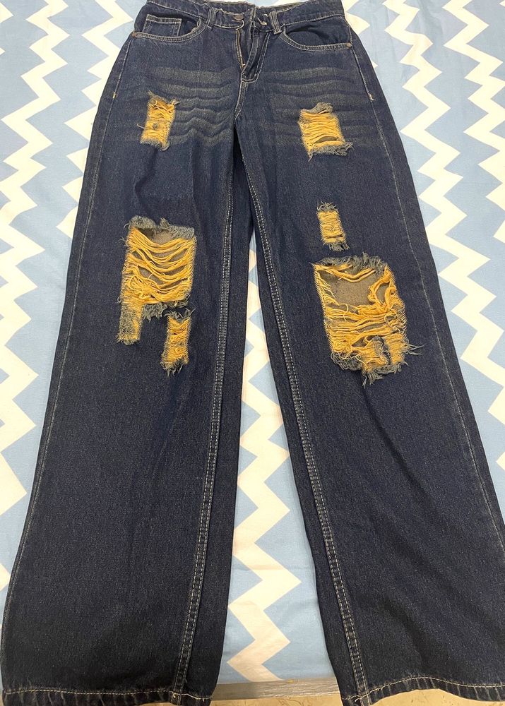 Distressed Wide Leg Jeans