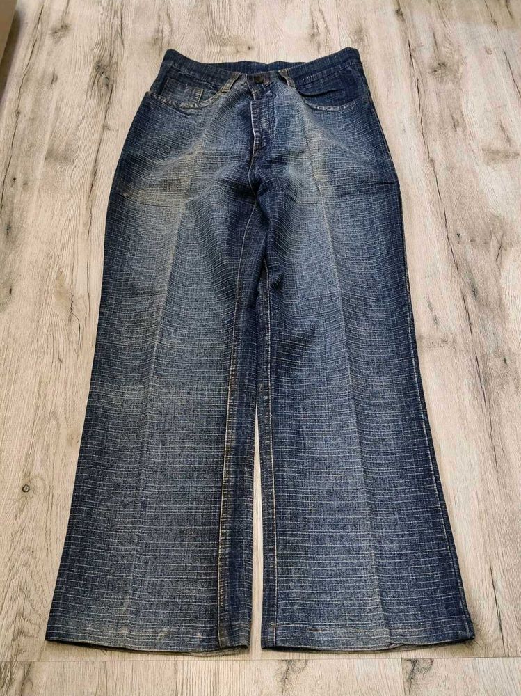 Sexy Vintage Bootcut Jeans Size 28