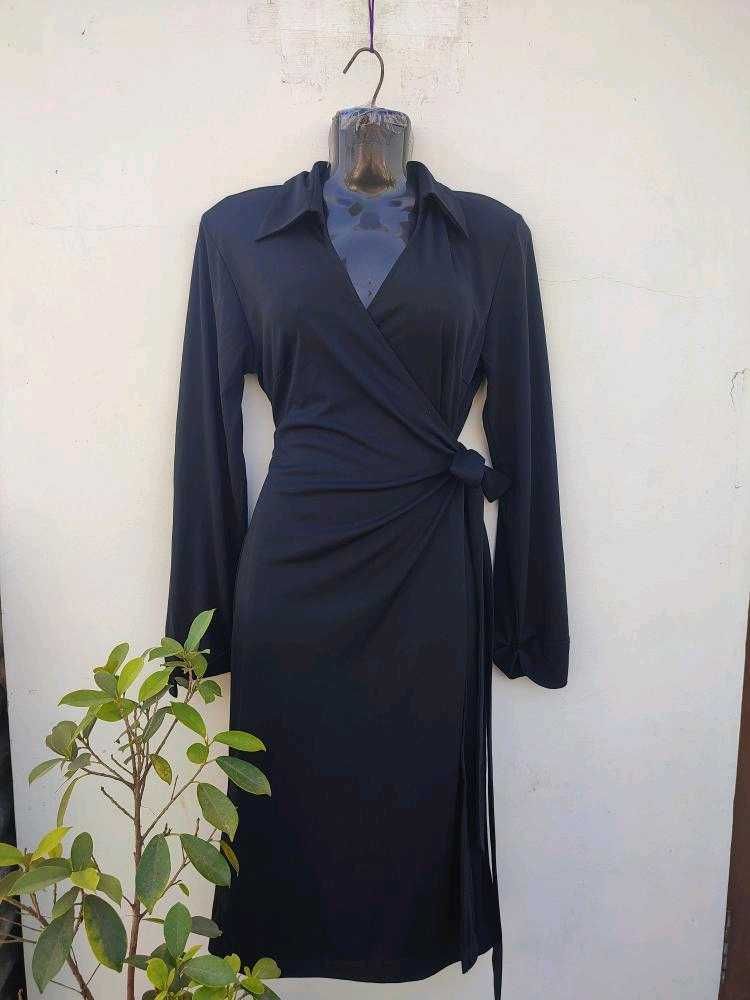 Elegant Black Long Sleeve Wrap Dress