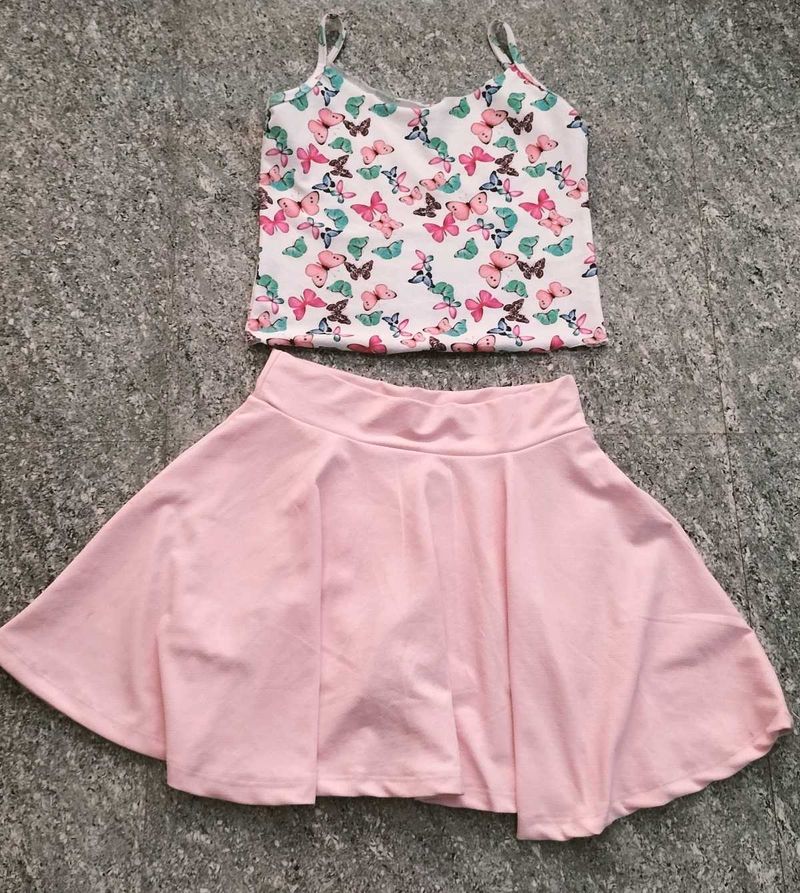 Butterfly Printed Crop Top And Women Skirt 🌸