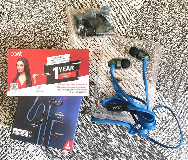 Boat BassHeads 220 - Wired Headset - Blue