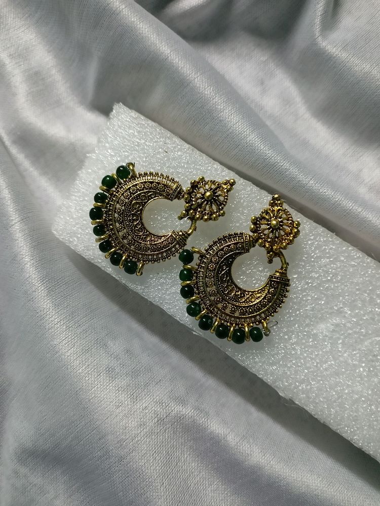 Beautiful Golden Earing With Green Pearls For Woma