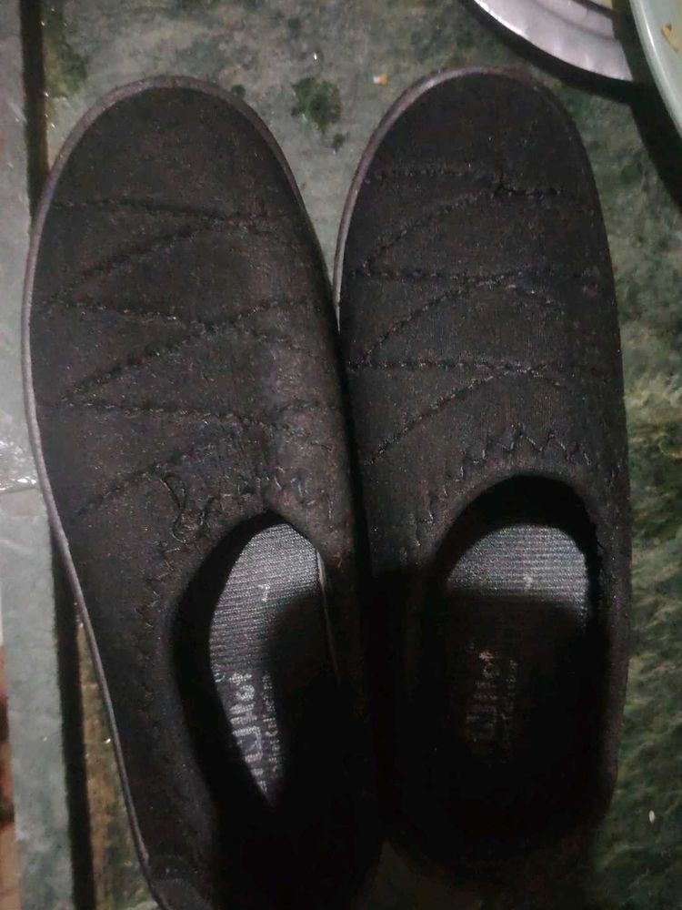 Comfortable Black Casual Shoes