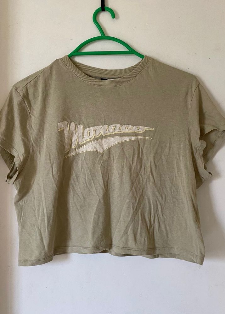 H&amp;M Graphic Crop Top