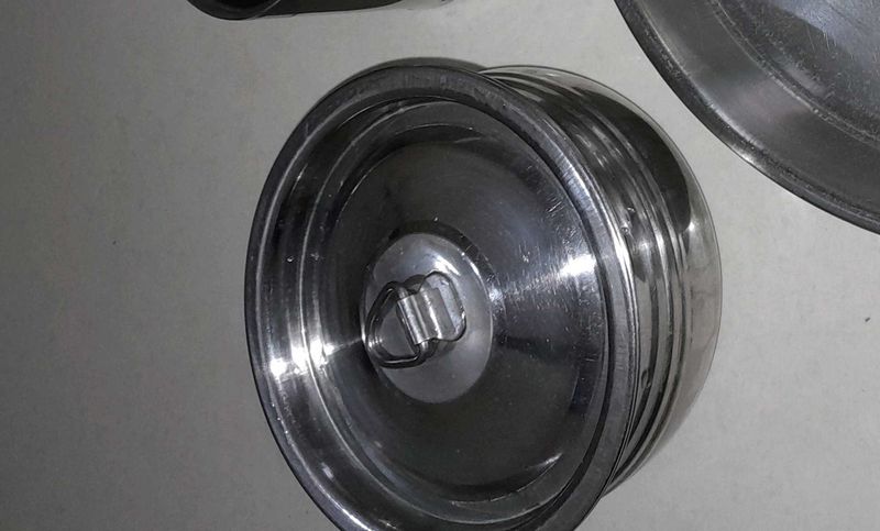 Steel Bhagona With Lid