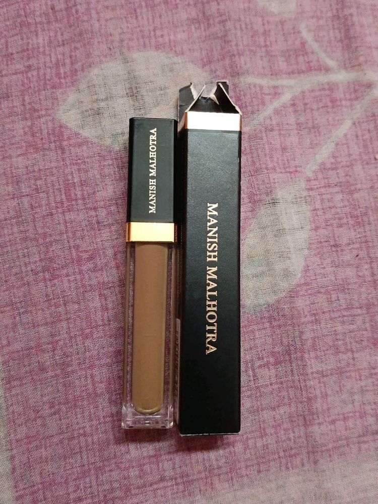 Manish Malhotra Skin Awakening Concealer