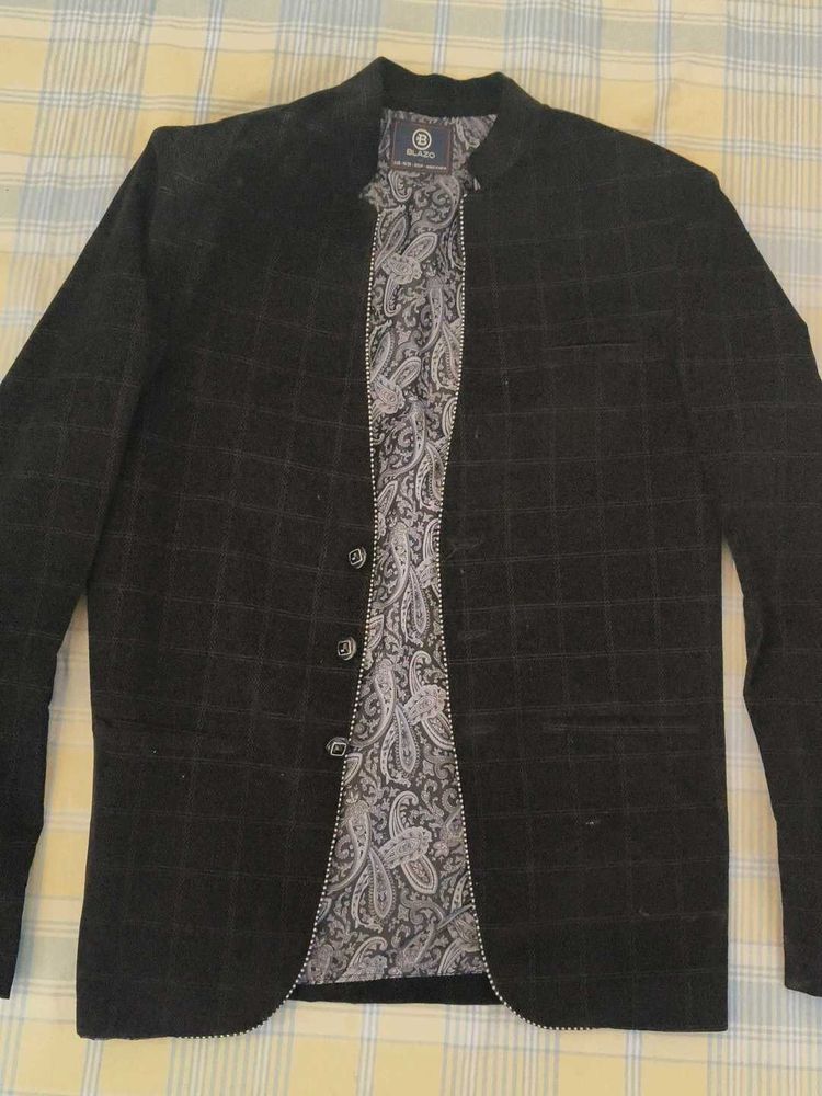 Stylish Black Checkered Blazer