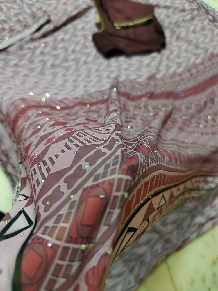 Printed Saree With Stone Work