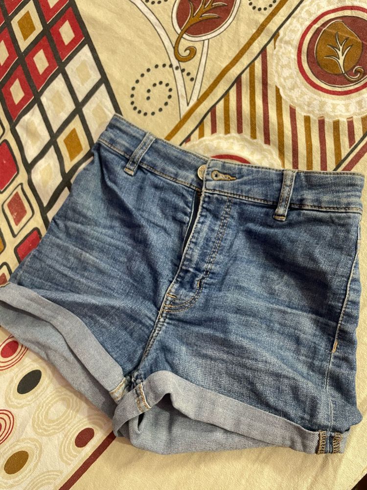 Denim Roll-Up Shorts