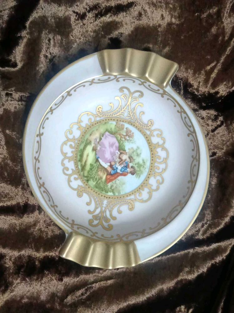 Vintage Decorative Plate cum ashtray
