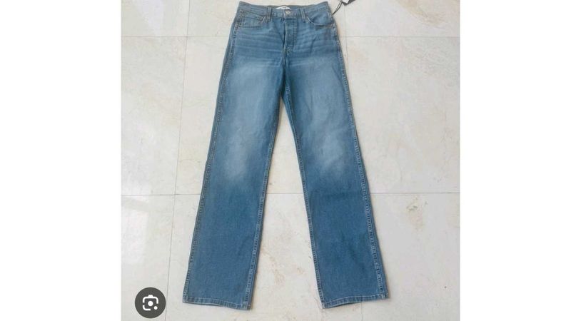 Light Wash Jeans