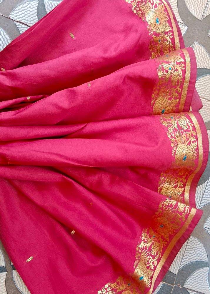 🥻 Red Festive Saree