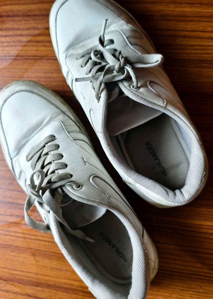 Highlander White Shoes