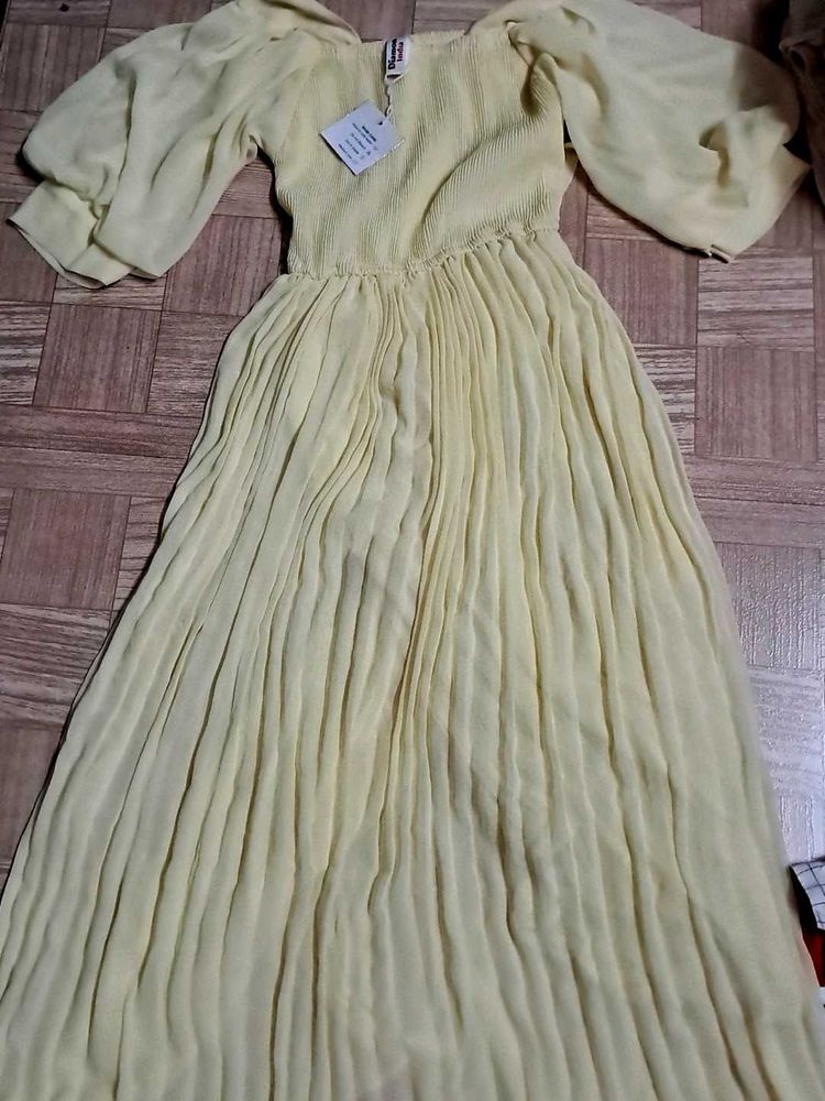 Elegant Yellow Maxi Dress