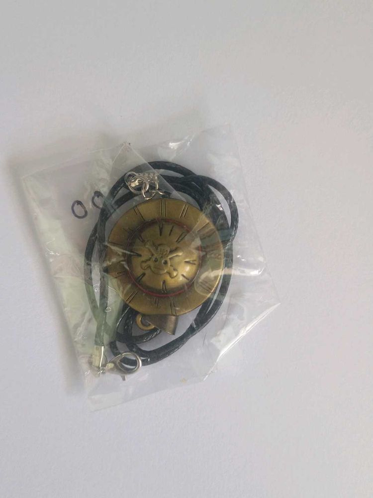 One Piece Straw Hat Necklace