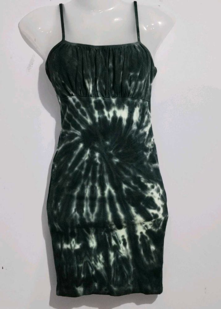FOREVER 21 TIE DIE DRESS