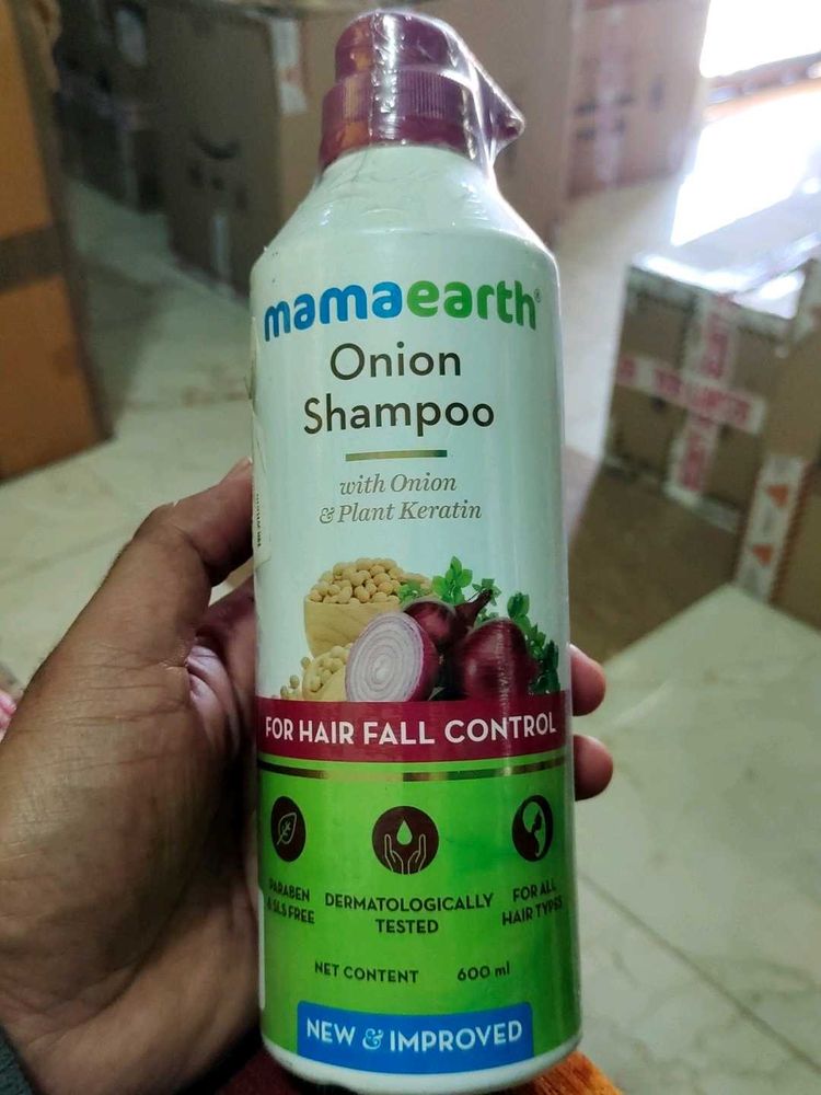 Mamaearth Onion Shampoo