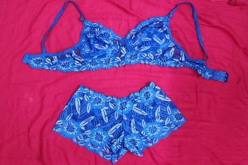 Blue Floral Lace Bra and Panty : 27inch Bust