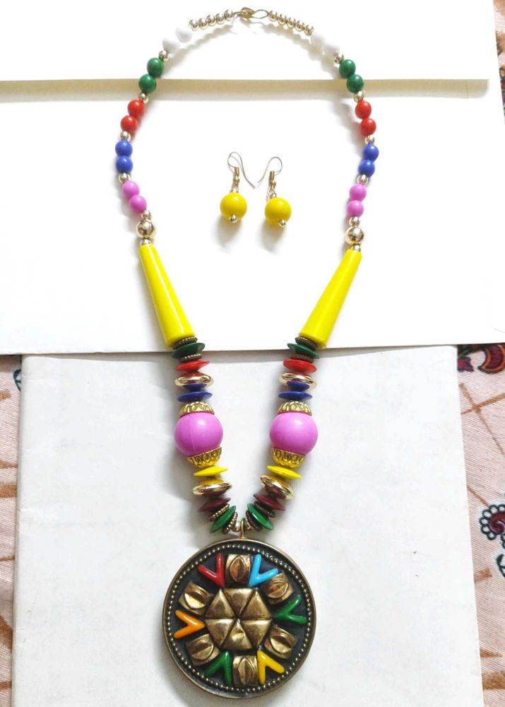 Multi Colour Necklace